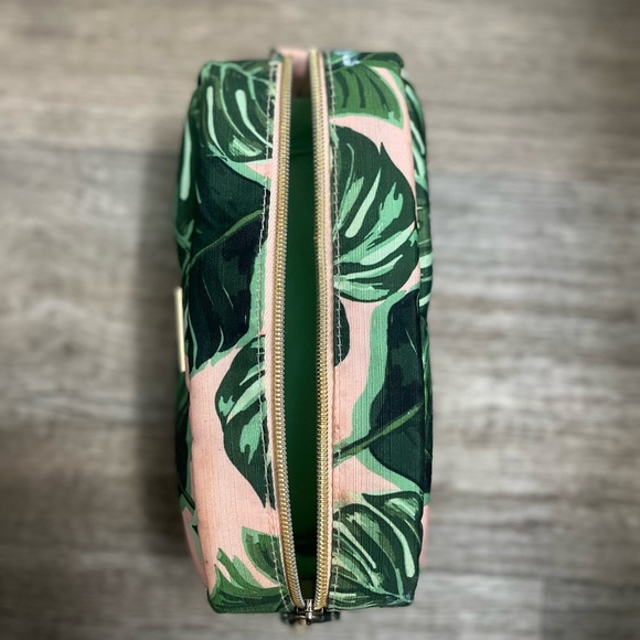 Sophia Joy Makeup bag - Picture 2 of 4